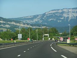 256px-Autoroute_A43_-_Entrée_en_Savoie