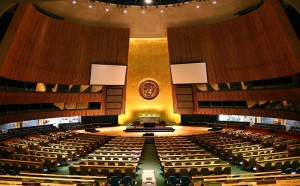 800px-UN_General_Assembly_hall