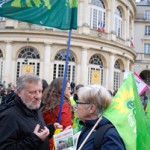 Avec Jean-Pierre Trillet et Michèle Le Tallec, co-secrétaire d'EELV Bretagne, l'ensemble des militant-e-s EELV reste mobilisé contre le projet d'aéroport à Notre Dame des Landes. 