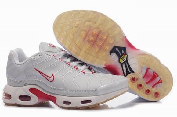chaussures tn requin en solde,nike tn tracksuit