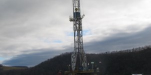 Marcellus_Shale_Gas_Drilling_Tower_3