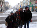 Distribution de tracts à Troyes sous la neige... (19 décembre 2009)